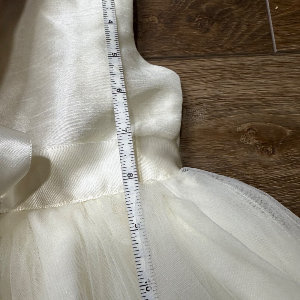 Pippa & Julie Girls Formal Dress, Size 5, Cream, Tulle, Flower Girl, Sleeveless - Picture 9 of 11